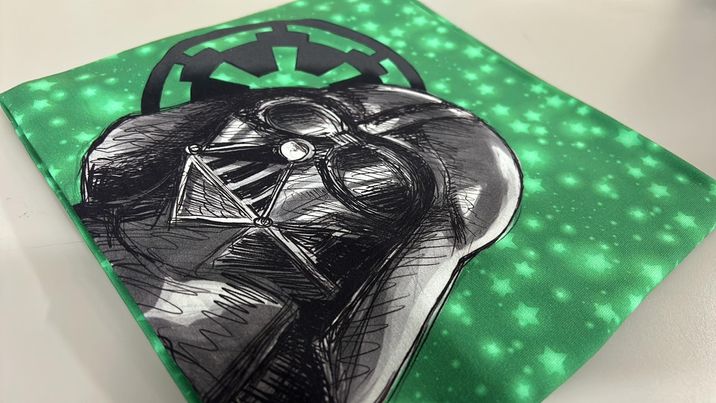 *RETAIL* NFFW Dark Mask 30x36 Panels (Various Backgrounds)