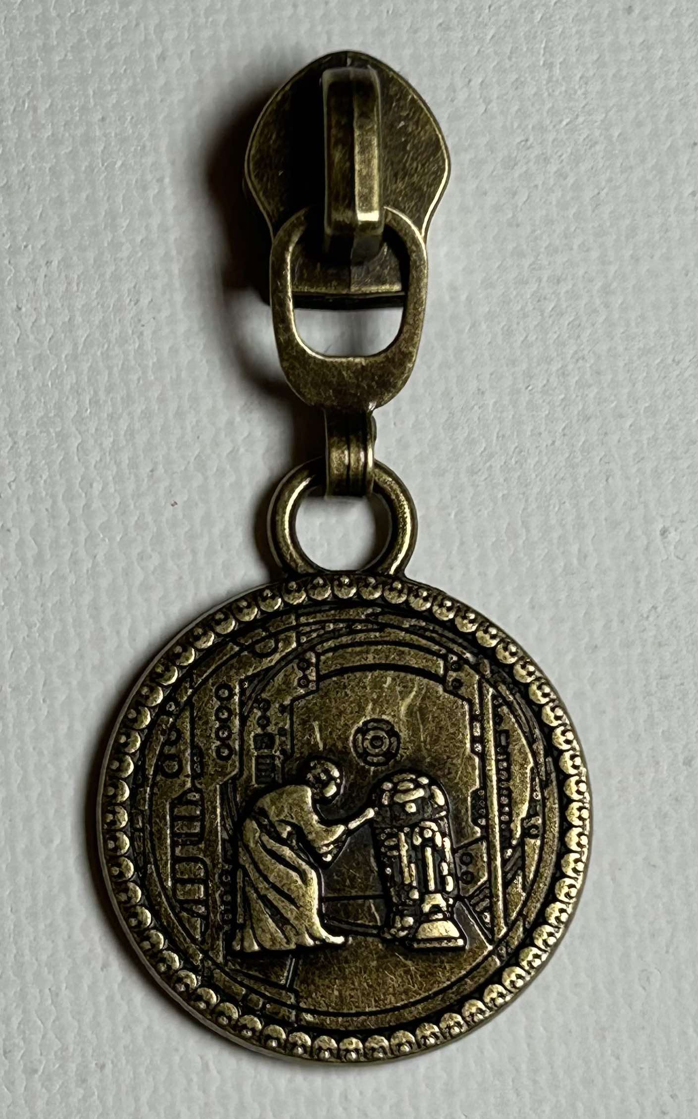*RETAIL* Princess & Friendly Bot Zipper Pulls