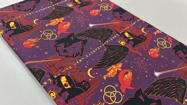 *RETAIL* CC - City (Plum) (Officially Licensed)