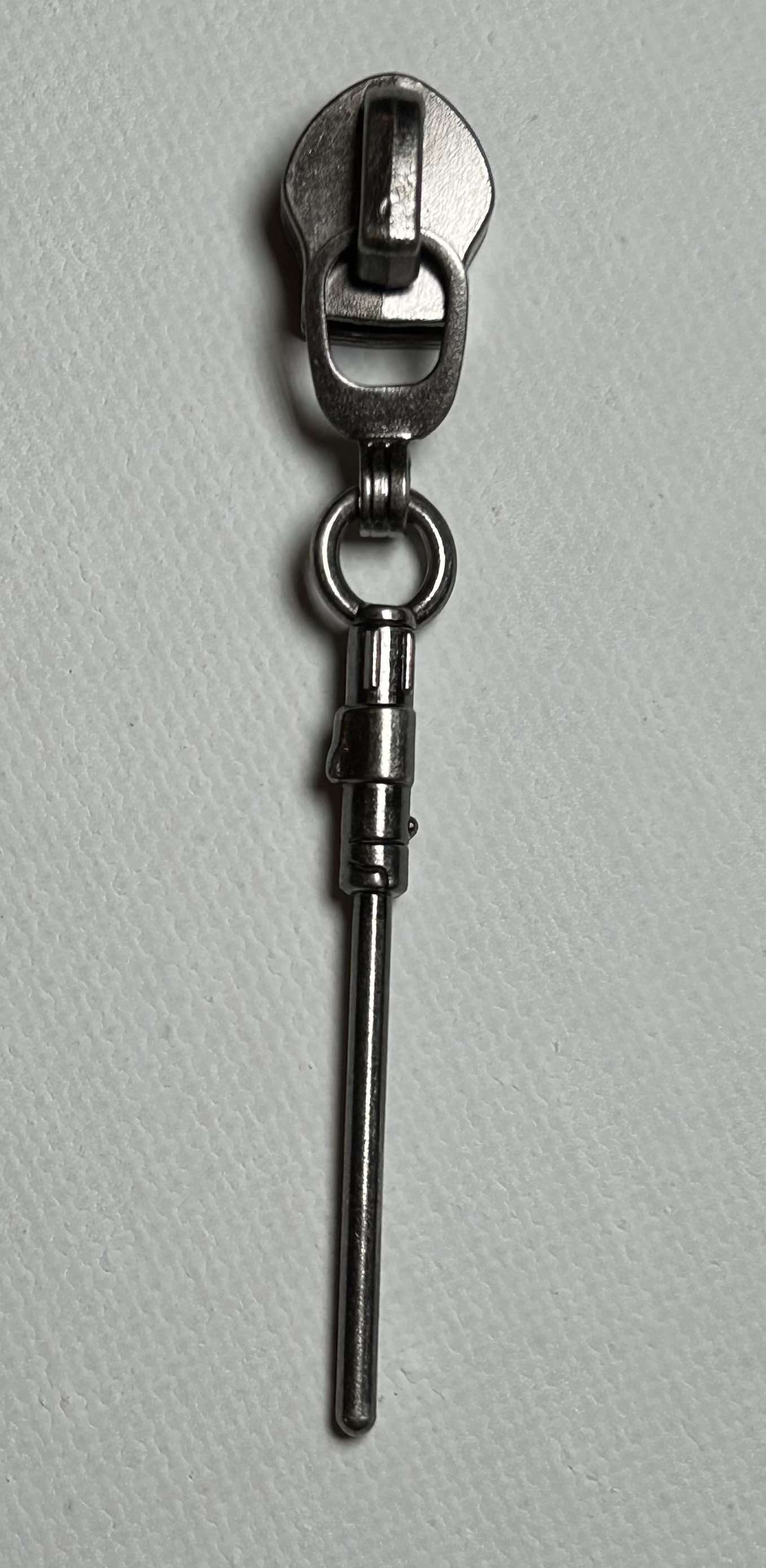 *RETAIL* Lightstick Zipper Pull