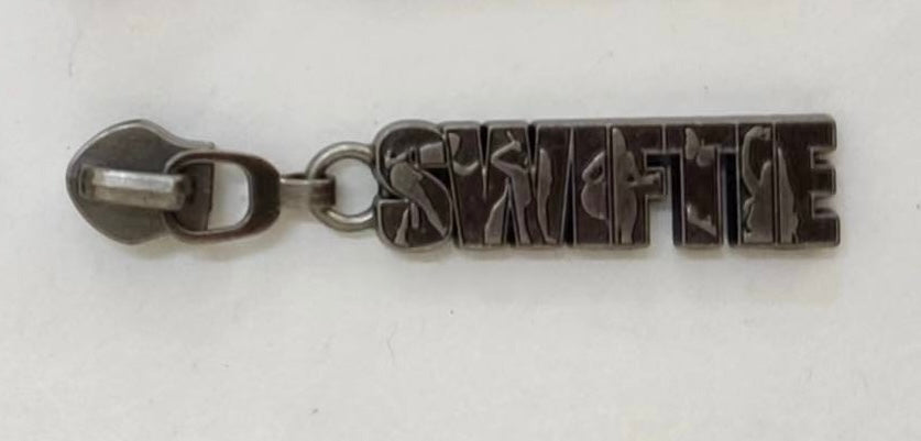 *RETAIL* SWIFT Zipper Pull