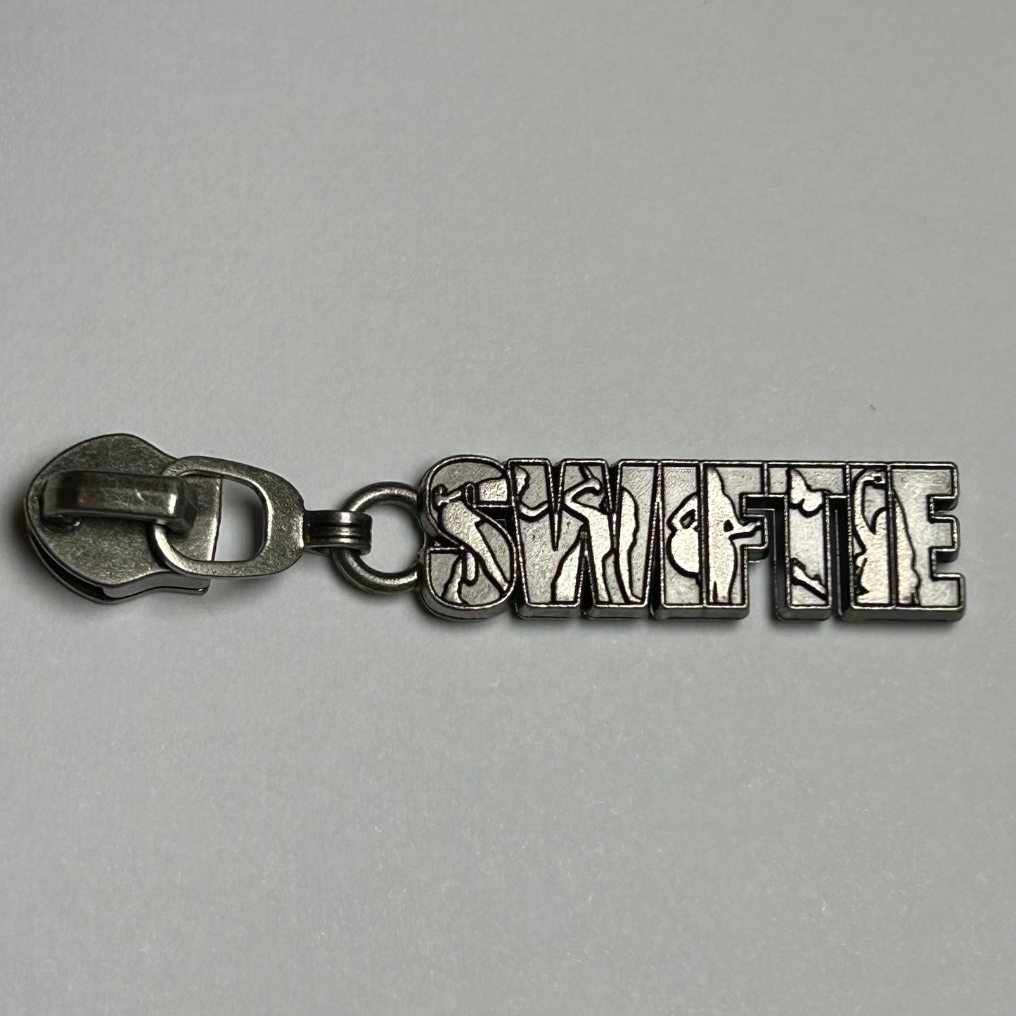 *RETAIL* SWIFT Zipper Pull