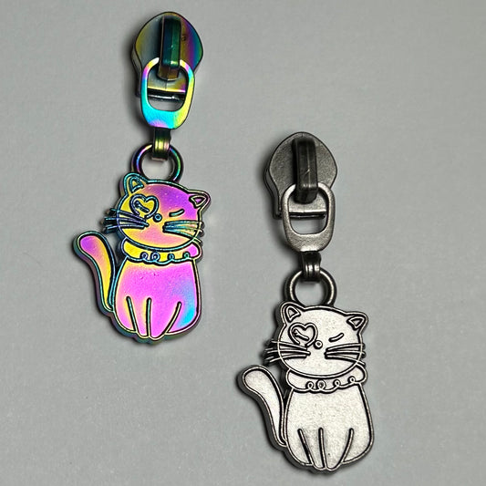 *RETAIL* SWIFT LVR Karma Cat Zipper Pull