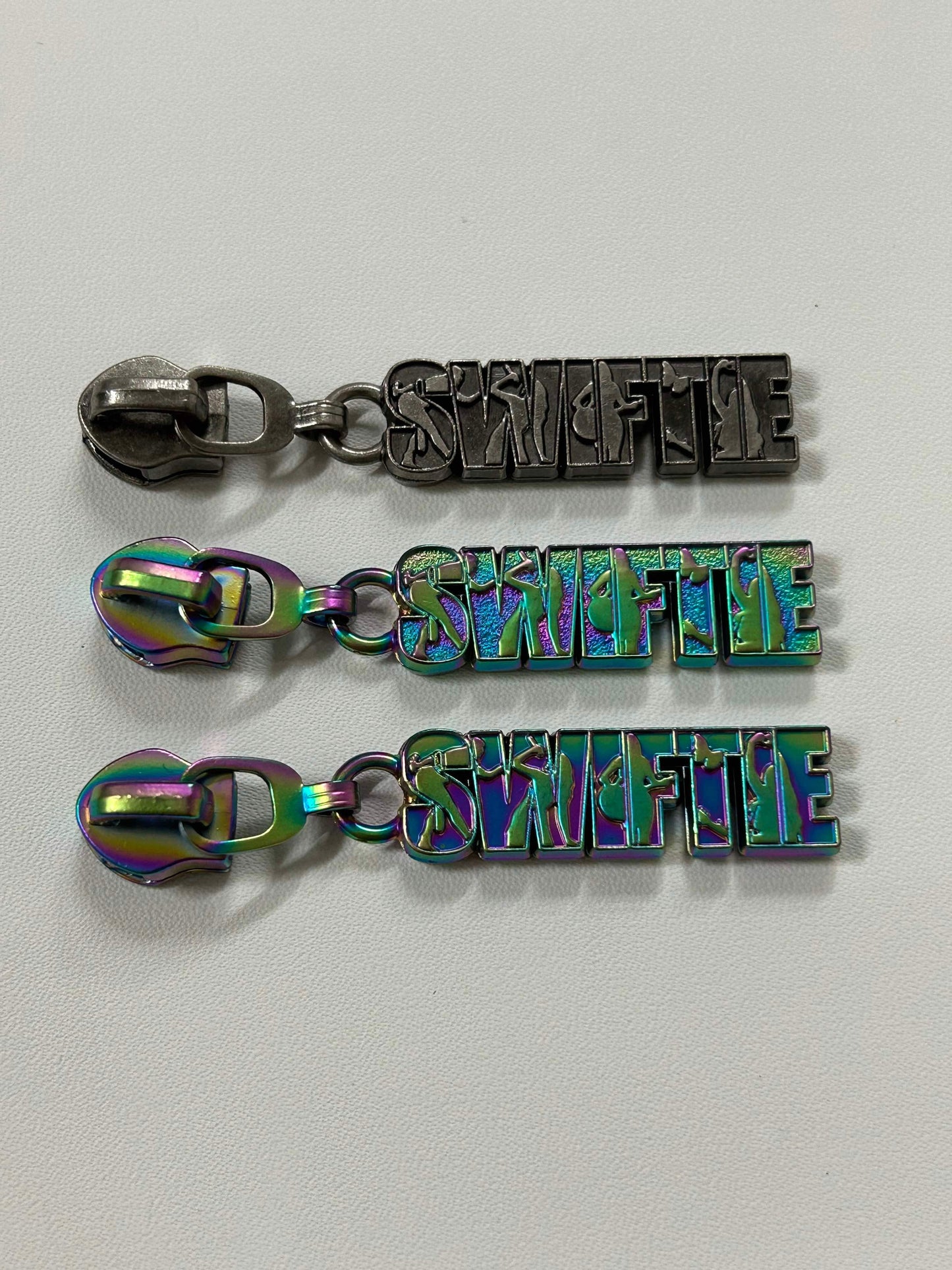 *RETAIL* SWIFT Zipper Pull